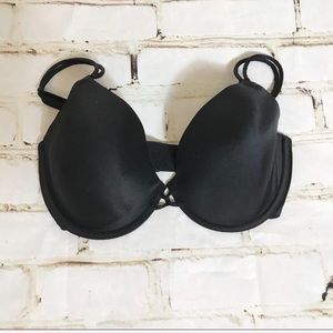 EUC Wacoal black underwire bra 34DD